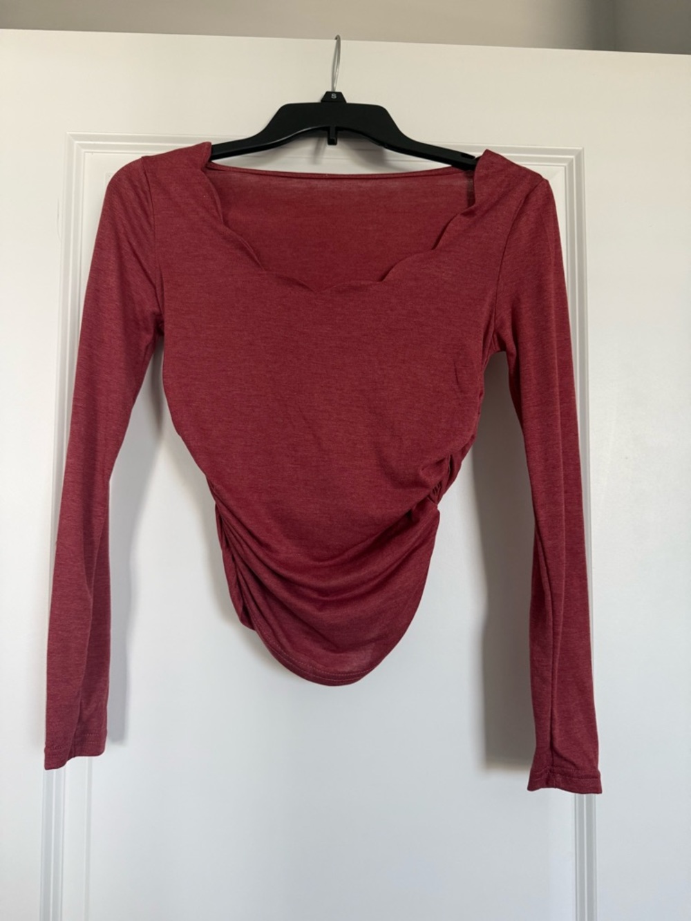 Women's Long Sleeve Ruched Front Top - Burgundy